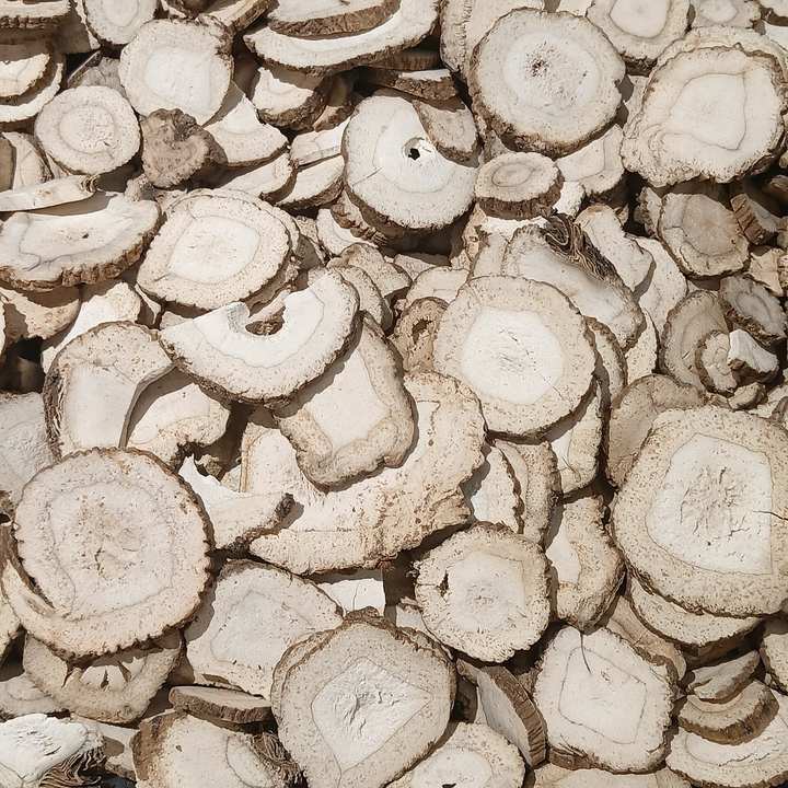 白芷干切片药材